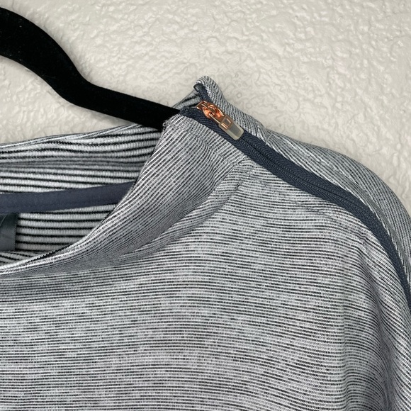 Champion Striped Crewneck Turtleneck Sweater with Zipper - Picture 5 of 5